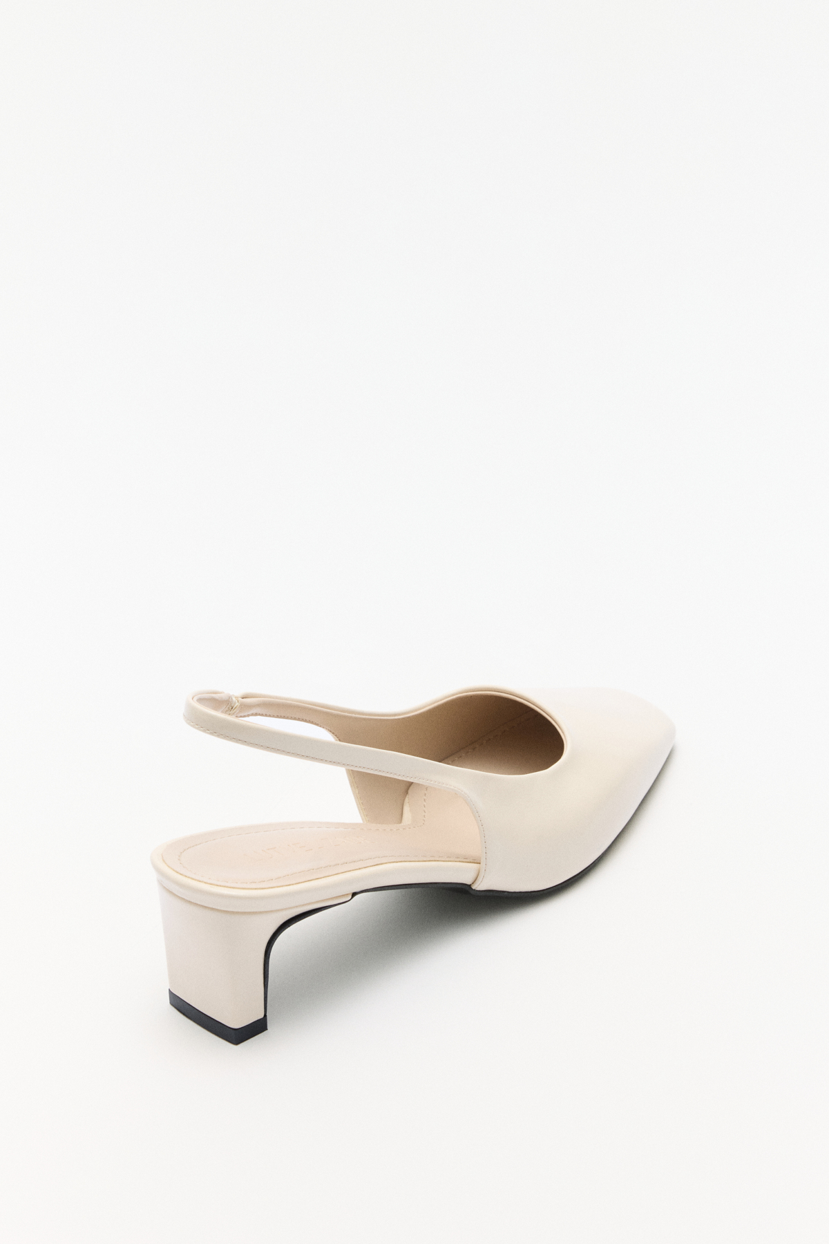 Asimetrik Küt Kemik Kadın Topuklu