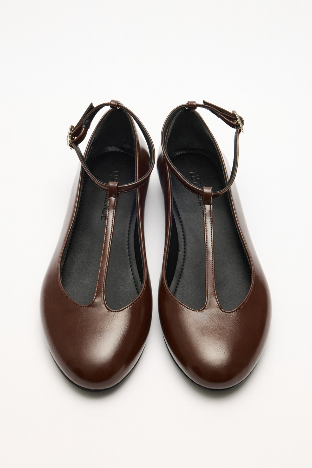 Oval Burun Pencere Detaylı Acı Kahve Kadın Babet