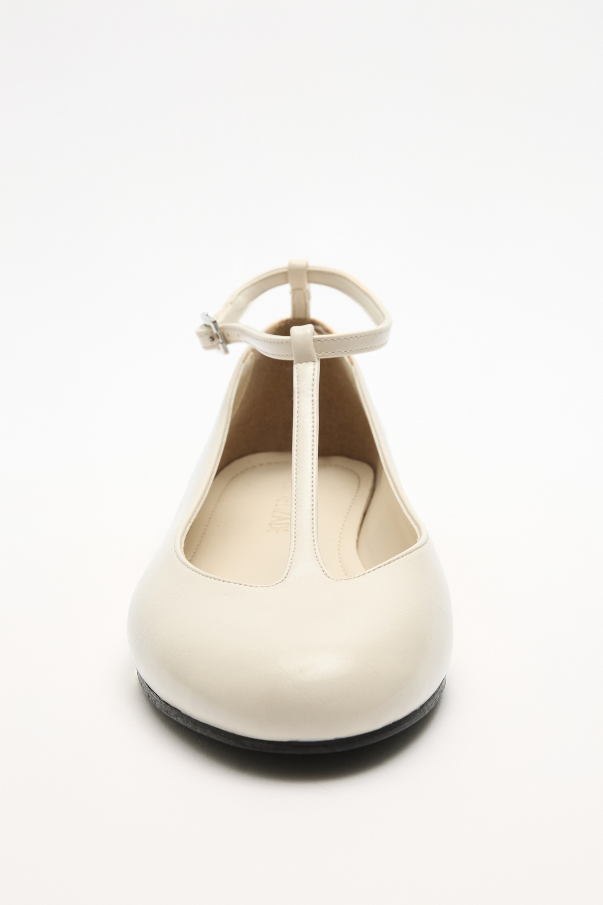 Oval Burun Pencere Detaylı Kemik Kadın Babet