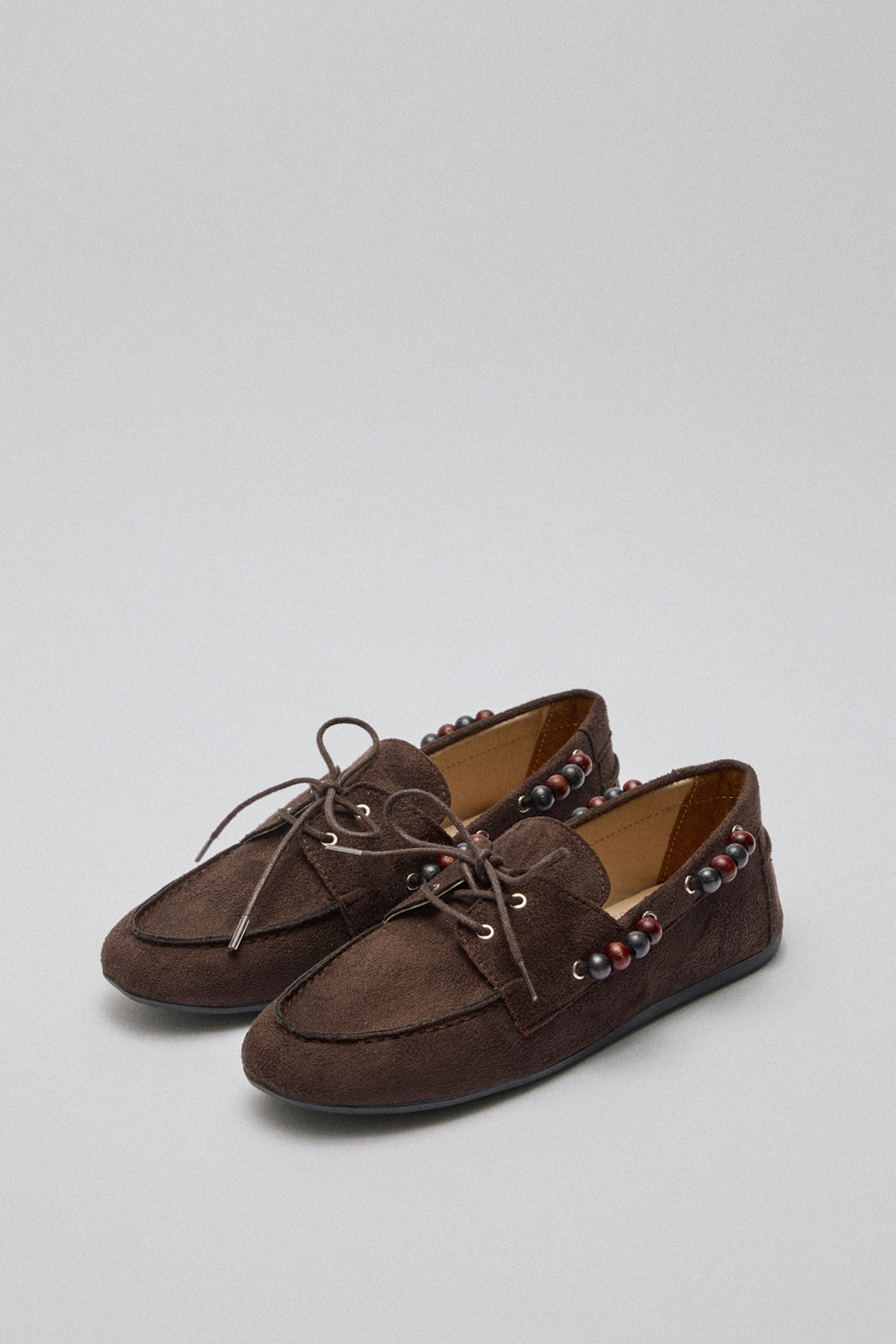 Boncuk Aksesuarlı Bağcıklı Acı Kahve Süet Kadın Loafer