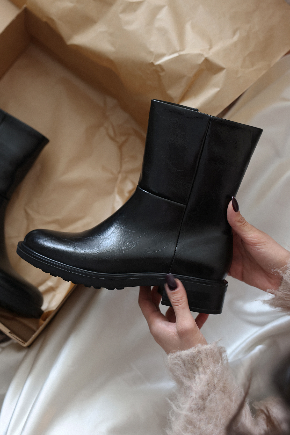 Oval Burun Midi Siyah Kadın Bot