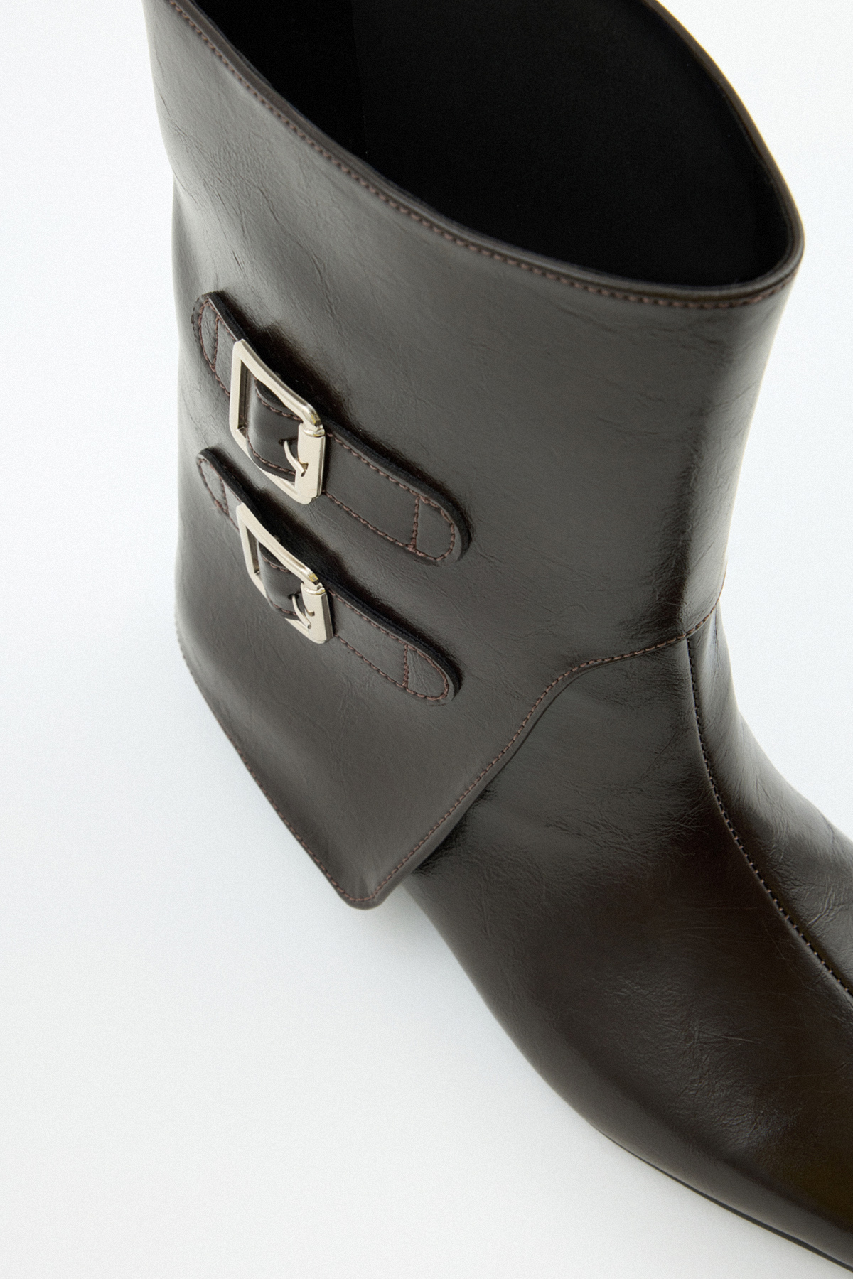 Çift Tokalı Tozluk Detaylı Acı Kahve Kadın Bot