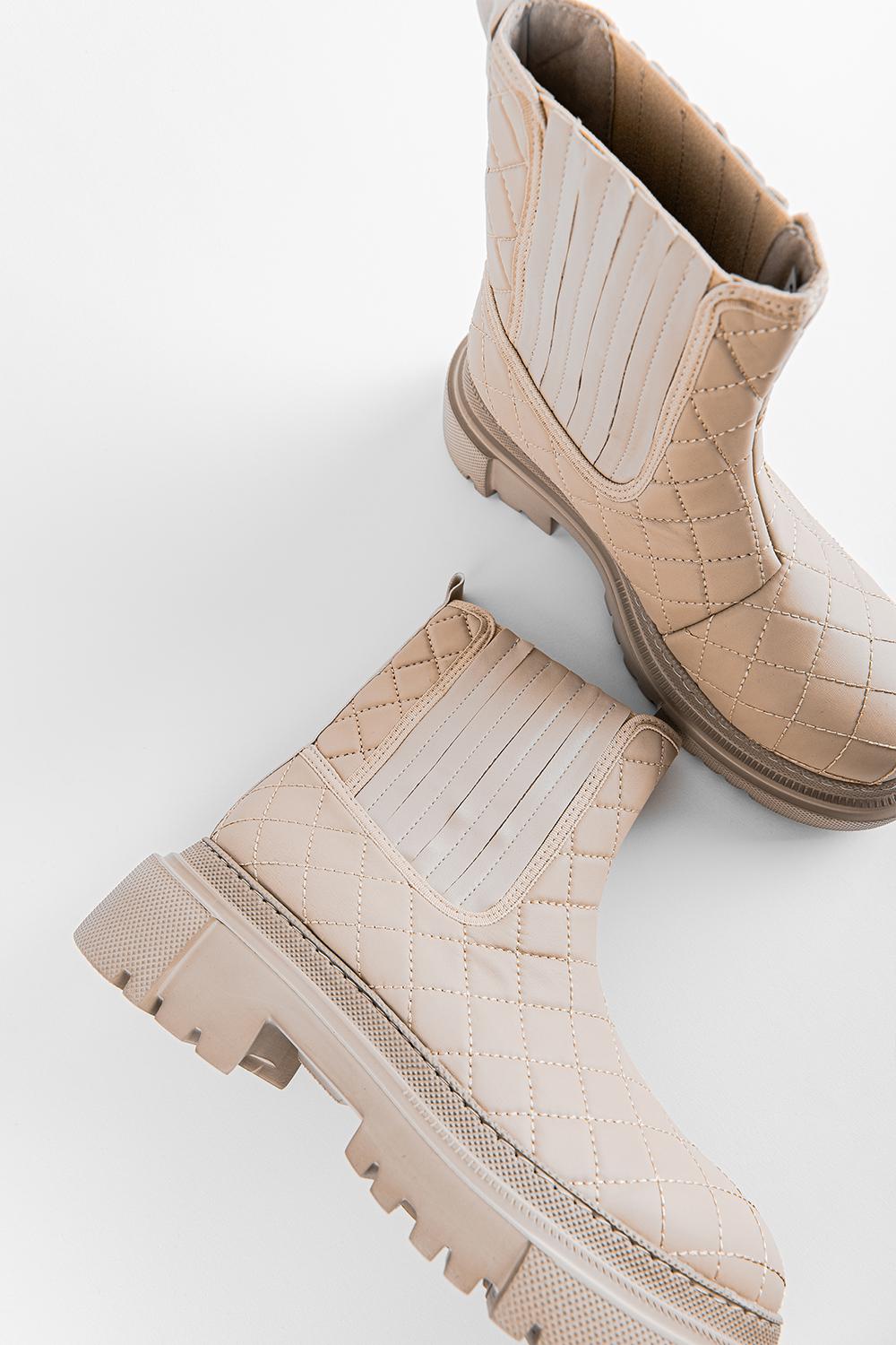 Willow Kapitone Detaylı Yandan Lastikli Bej Kadın Bot