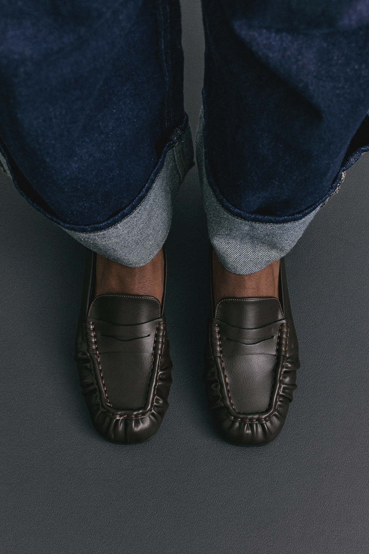 Büzgülü Detaylı Acı Kahve Kadın Loafer