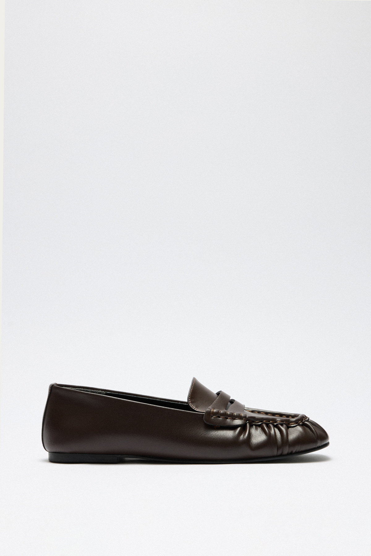 Büzgülü Detaylı Acı Kahve Kadın Loafer