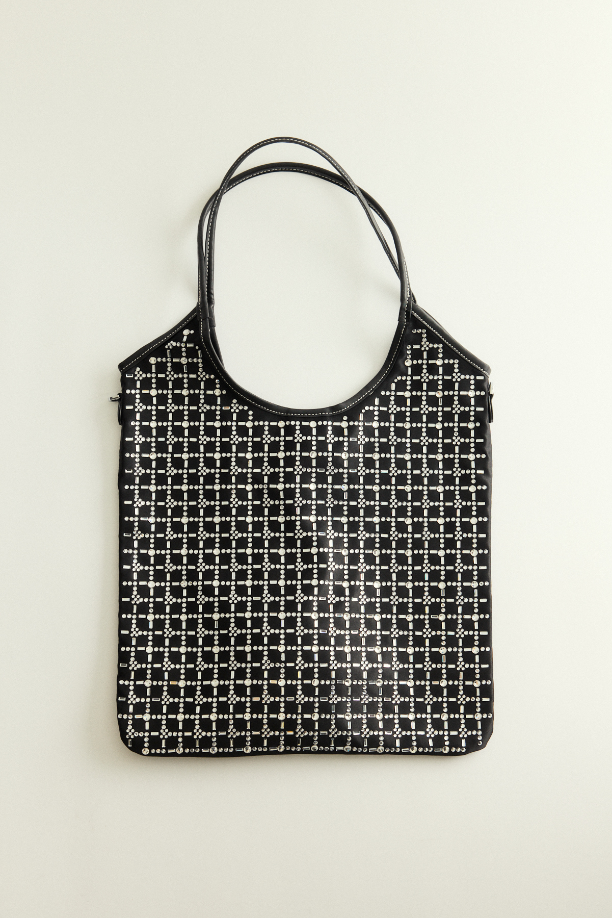 Desenli Taş İşlemeli Siyah Kadın Çanta