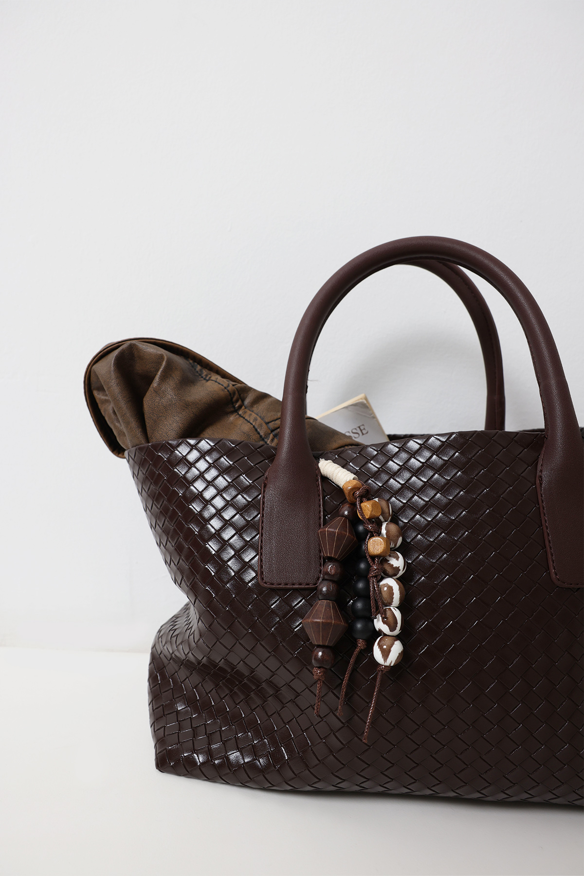 Örgü Dokulu Deri Görünümlü Acı Kahve Örgü Kadın Çanta