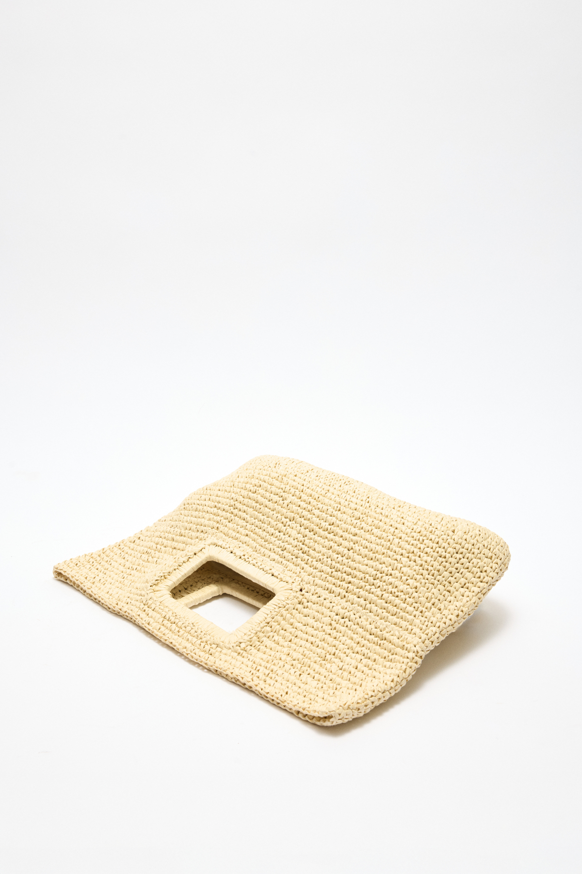 Sedef Pul Detaylı Bej Hasır Kadın Çanta