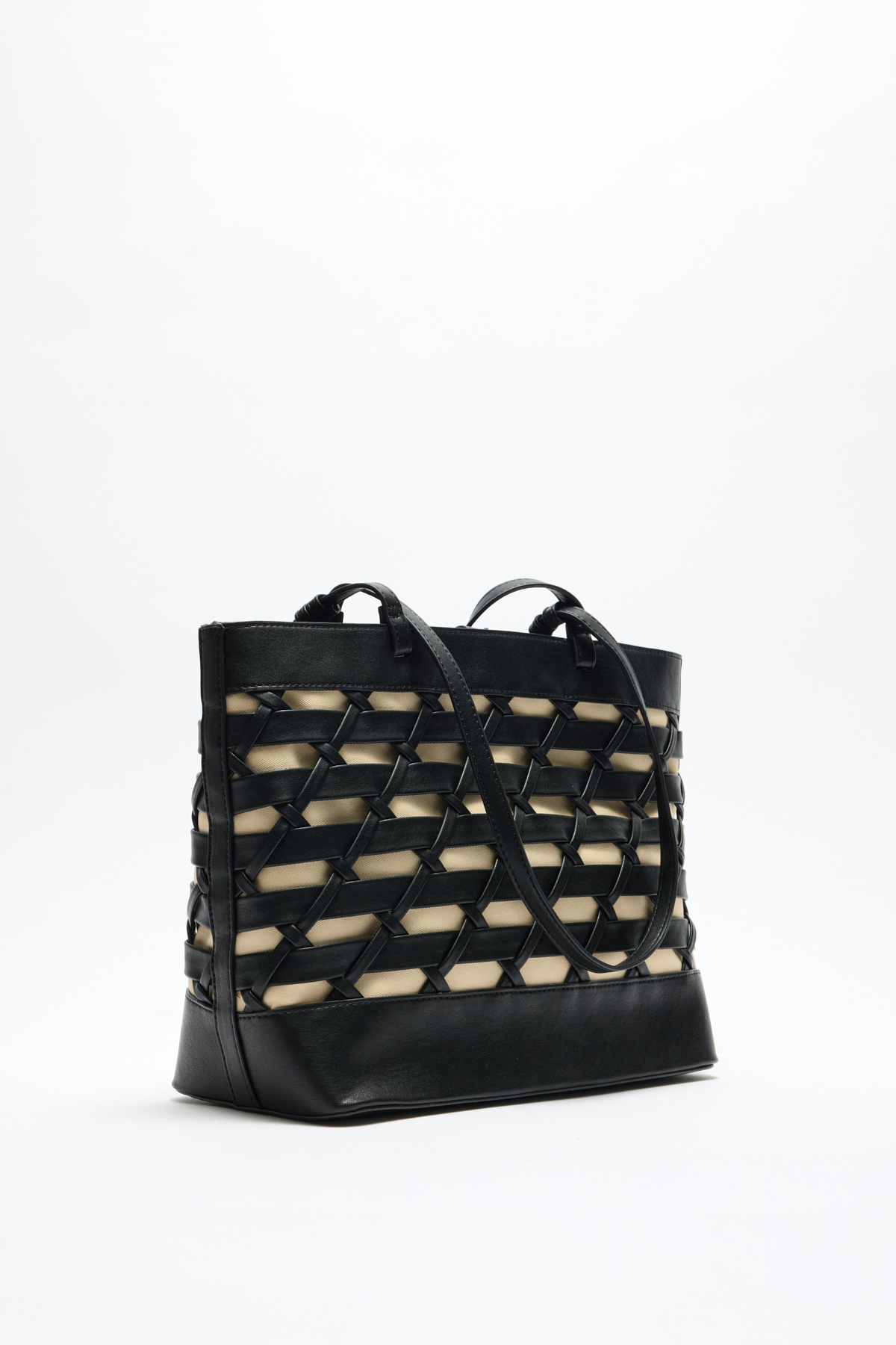 Şerit Örgü Detaylı Siyah Örgü Kadın Çanta