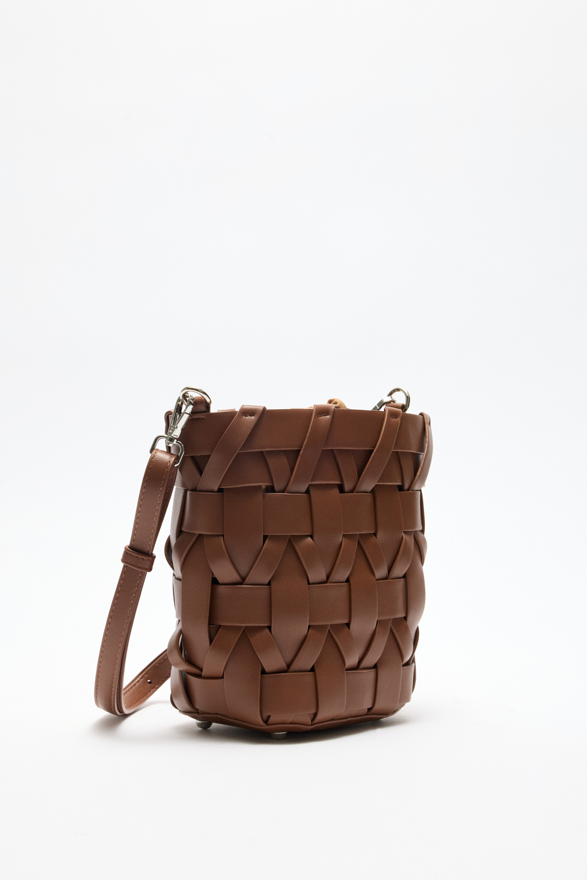 Geçişli Şerit Detaylı Bucket Acı Kahve Örgü Kadın Çanta
