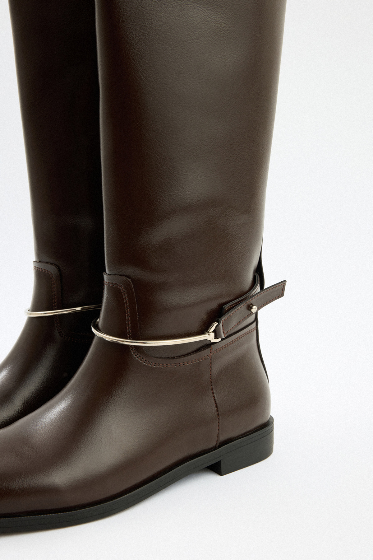 Gümüş Bilek Aksesuarlı Acı Kahve Kadın Çizme