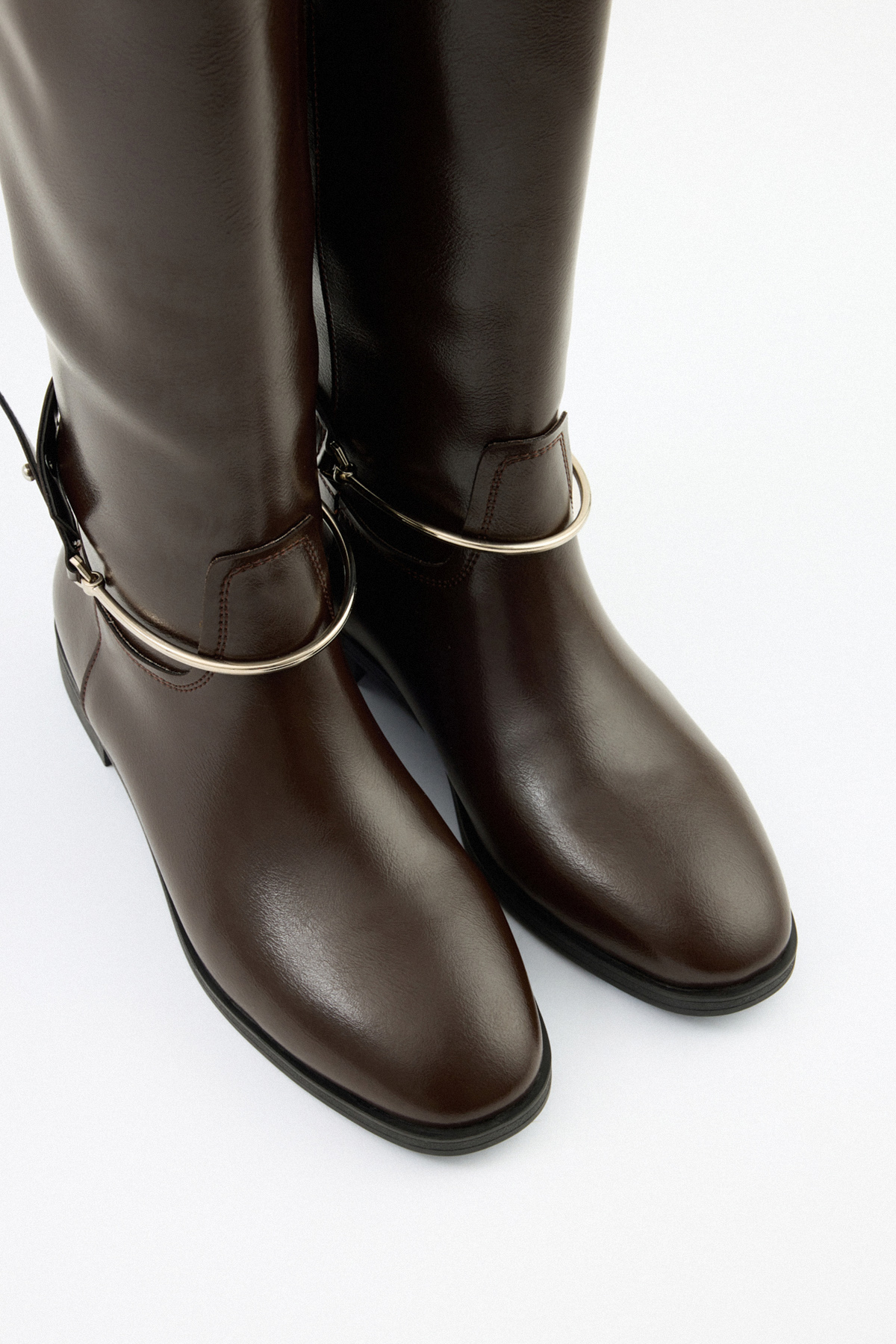 Gümüş Bilek Aksesuarlı Acı Kahve Kadın Çizme