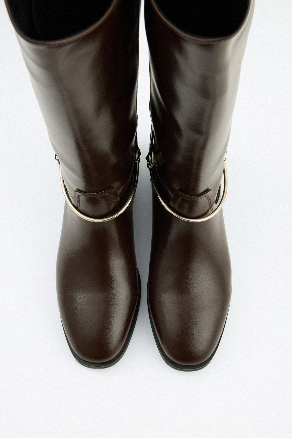 Gümüş Bilek Aksesuarlı Acı Kahve Kadın Çizme