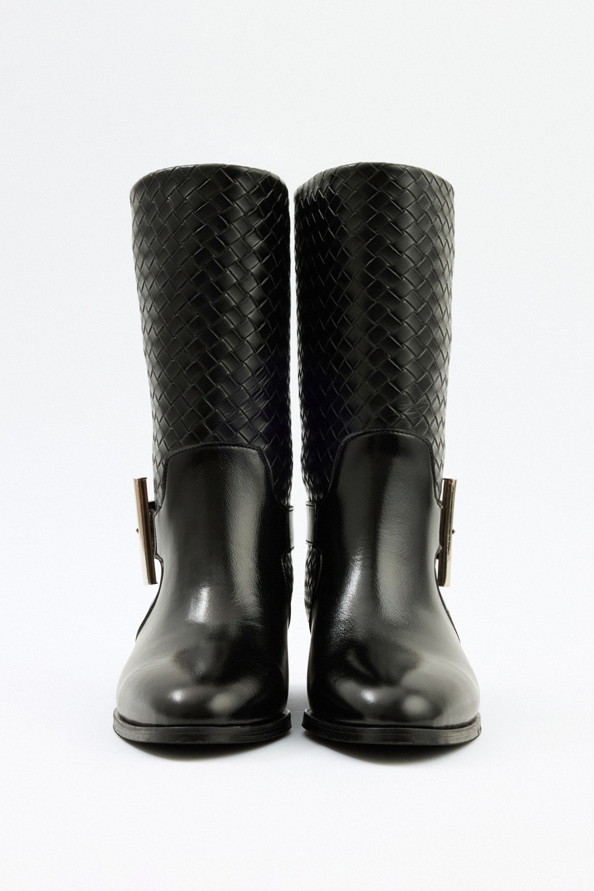 Örgü Desenli Kısa Siyah Kadın Çizme