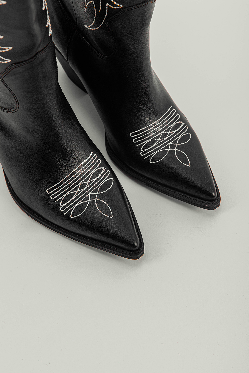 Wesley Siyah Kadın Çizme