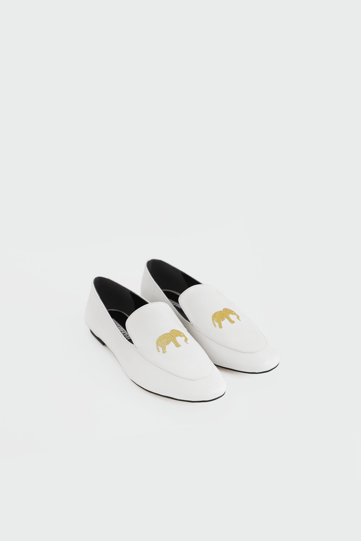 Claire Fil İşleme Detaylı Loafer Beyaz Kadın Babet