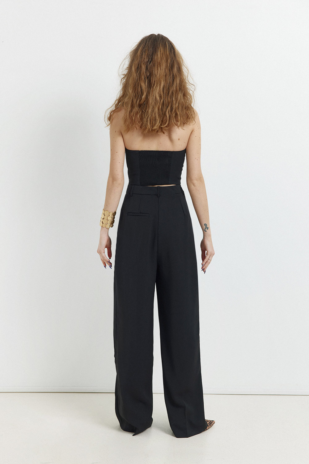Kalp Yaka Fermuarlı Siyah Kadın Crop Top