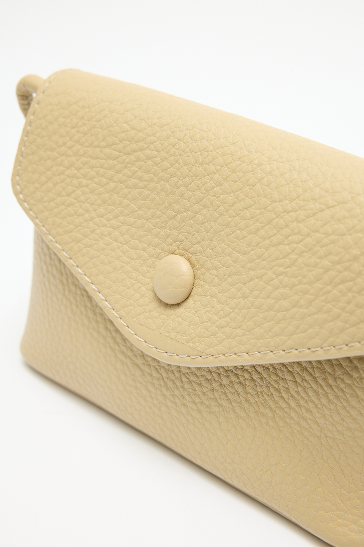 Deri Görünümlü Kapaklı Küçük Vizon Kadın Çanta