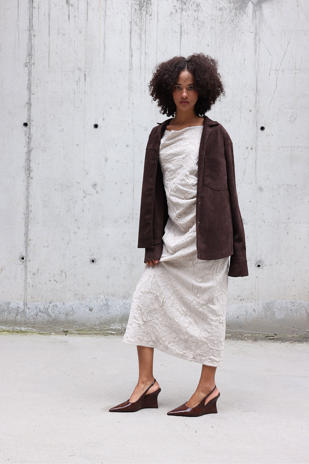 Deri Görünümlü Sivri Burun Dolgu Topuk Acı Kahve Kadın Topuklu