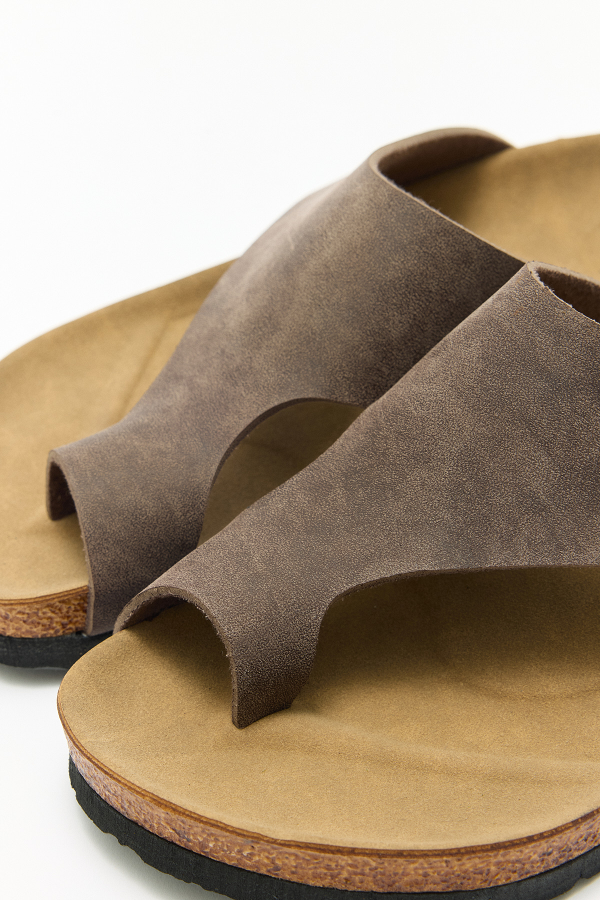 Geniş Bant Parmak Arası Acı Kahve Süet Kadın Terlik