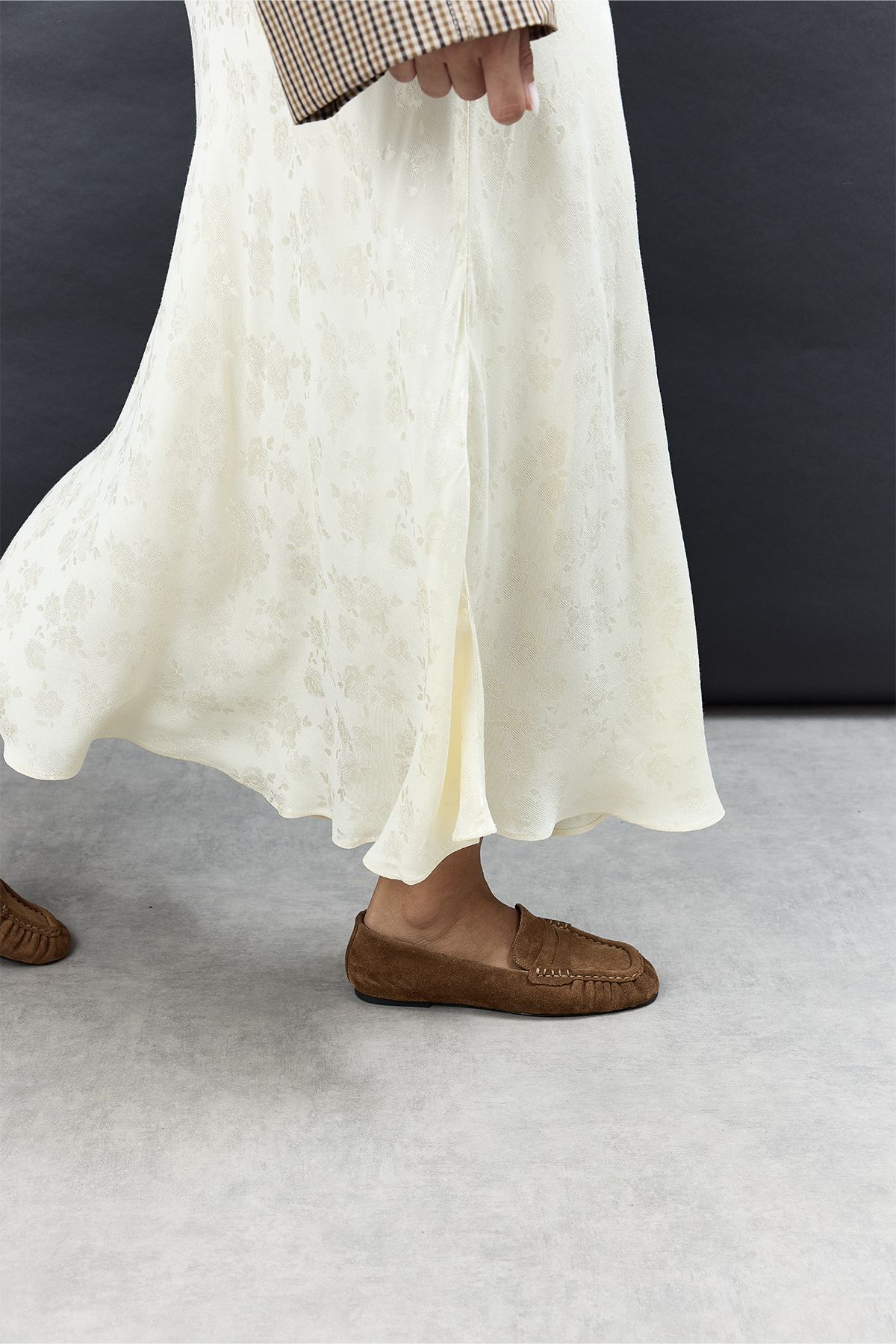 Gerçek Deri Büzgülü Detaylı Camel Süet Kadın Loafer