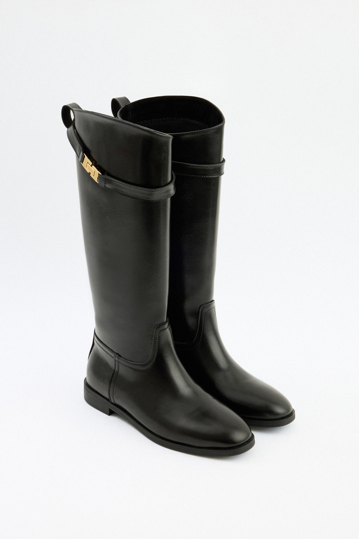 Gold Aksesuar Detaylı Siyah Kadın Çizme