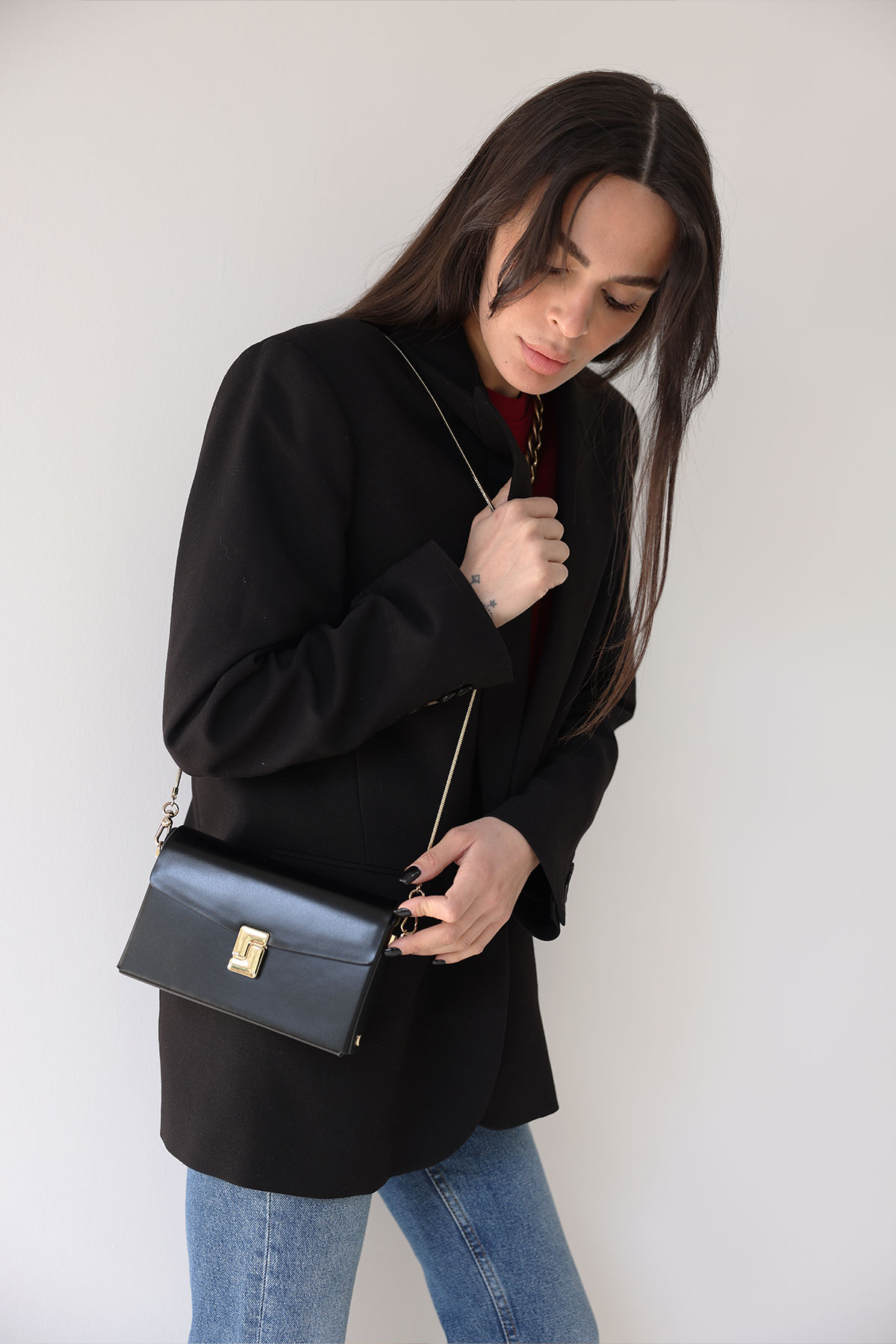 Gold Kilit Detaylı Siyah Kadın Çanta