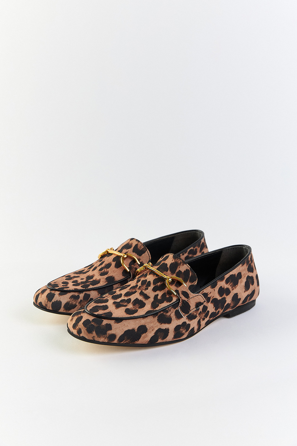 Gold Toka Detaylı Loafer Leopar Kadın Babet