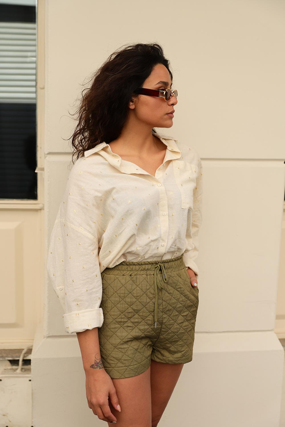 Keten Yıldızlı Cream Kadın Gömlek