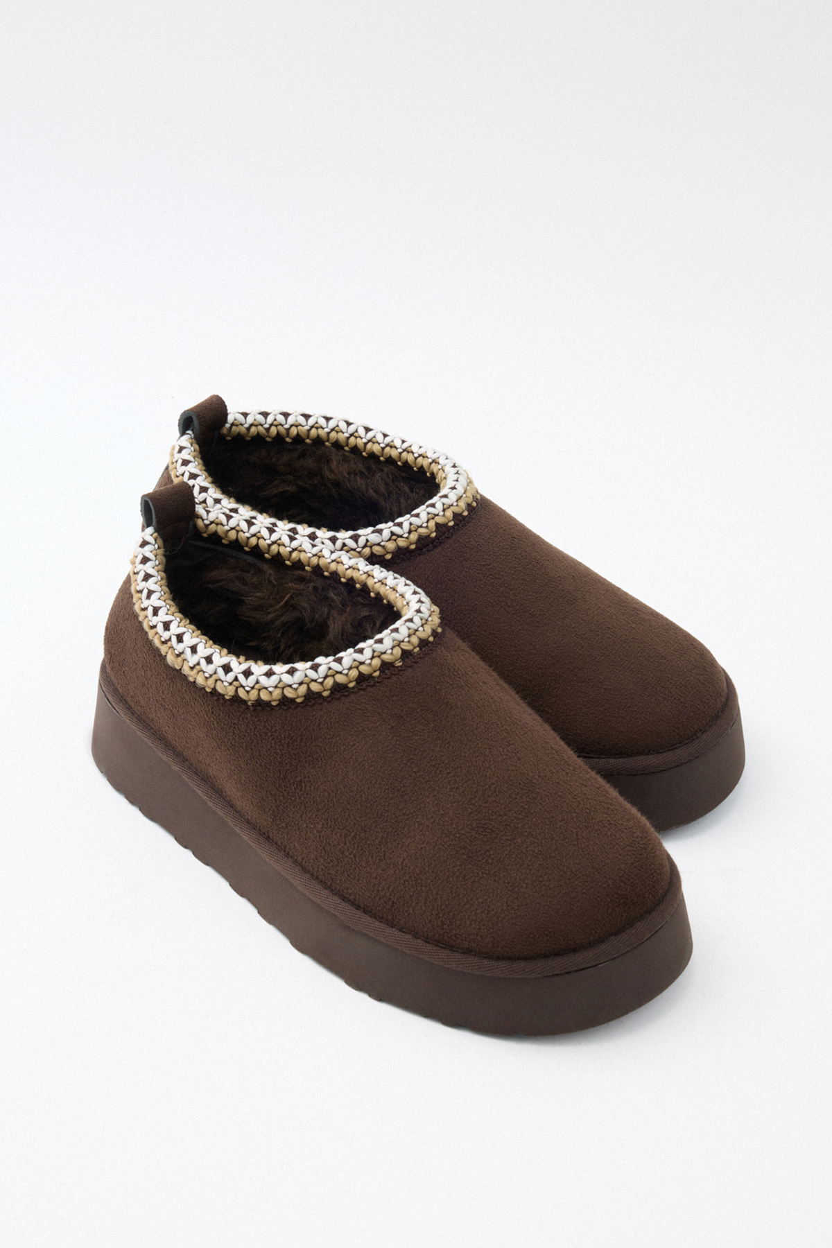 İçi Kürklü İşleme Detaylı Acı Kahve Süet Kadın Bot