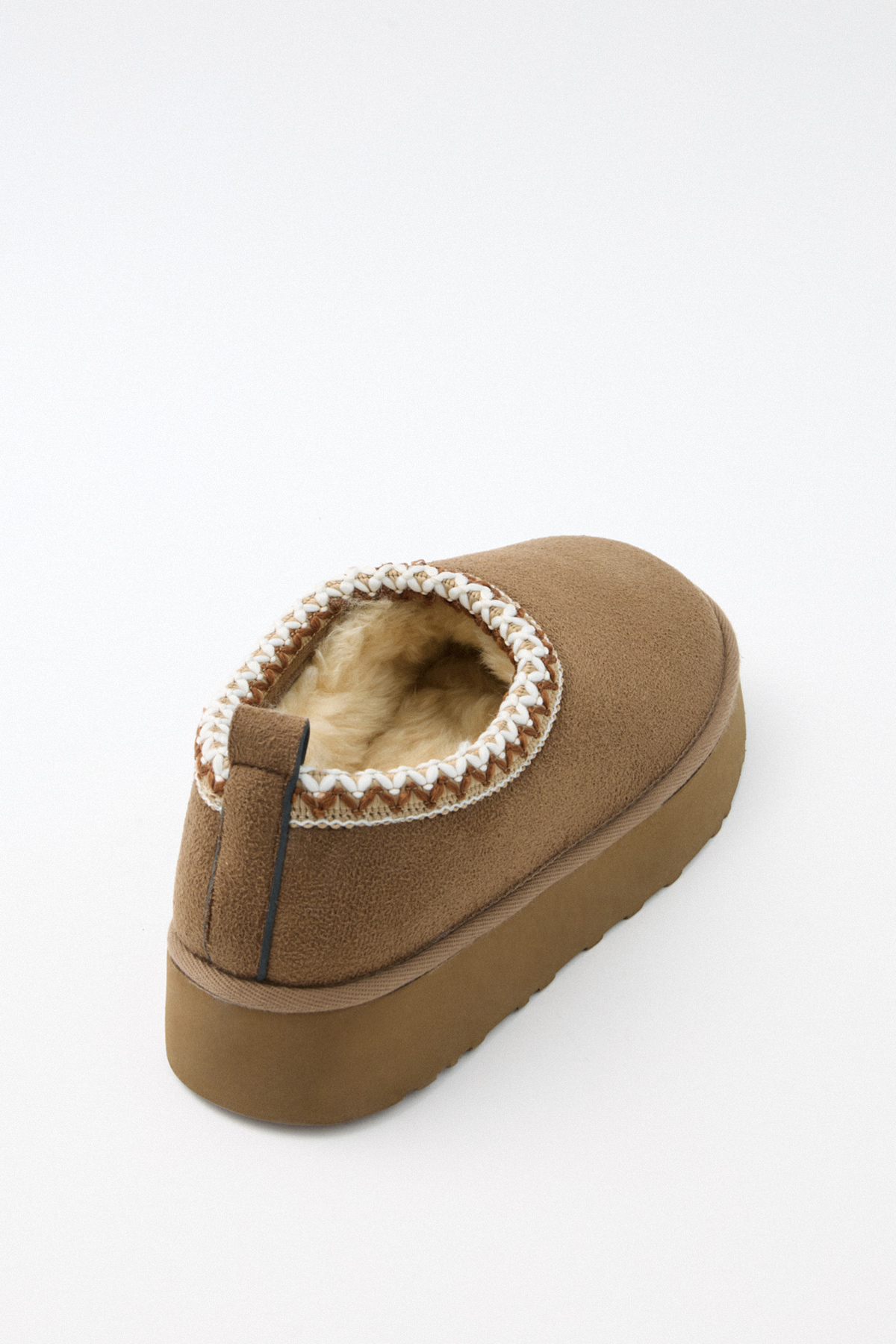 İçi Kürklü İşleme Detaylı Vizon Süet Kadın Bot