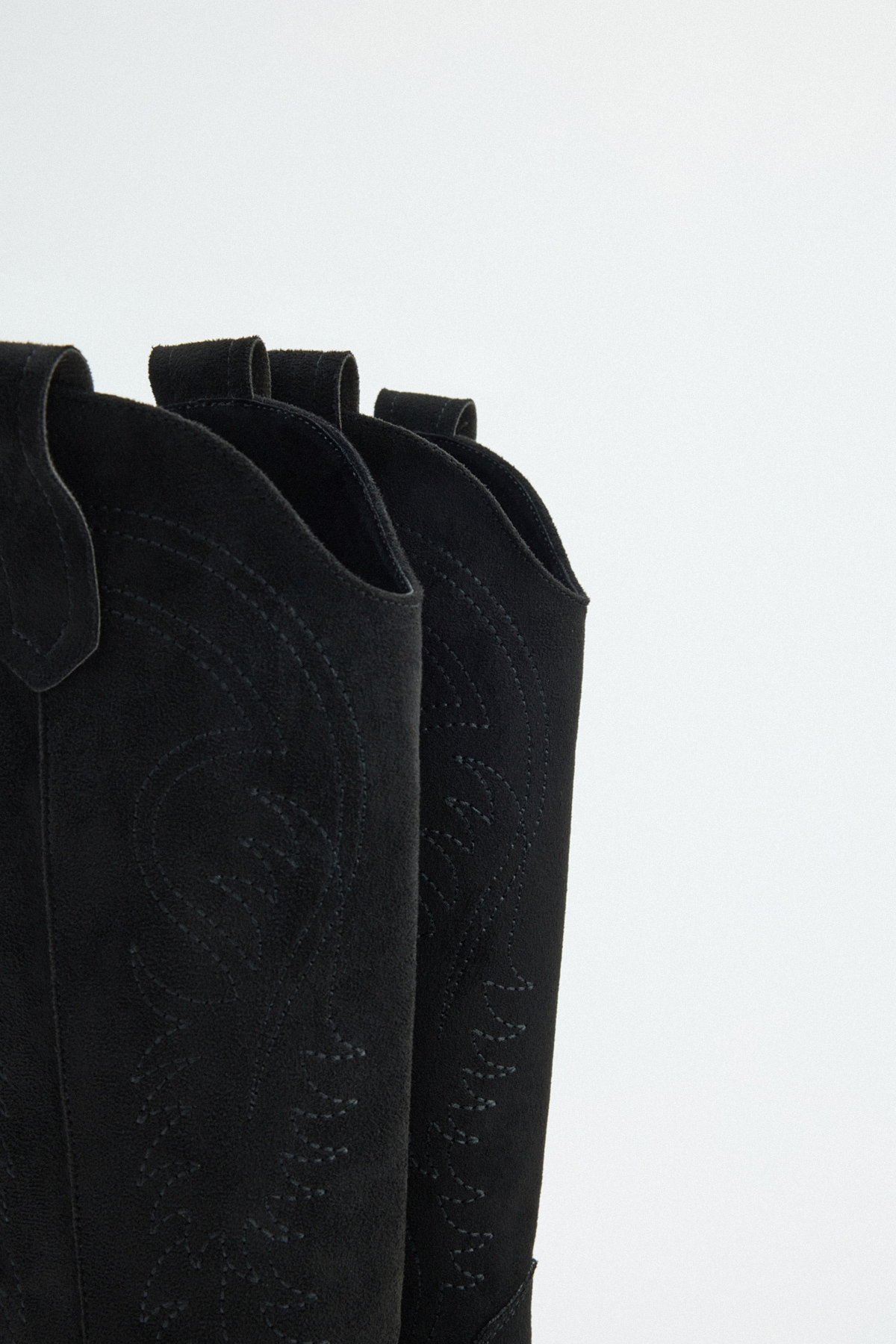 İşlemeli Kovboy Siyah Süet Kadın Çizme