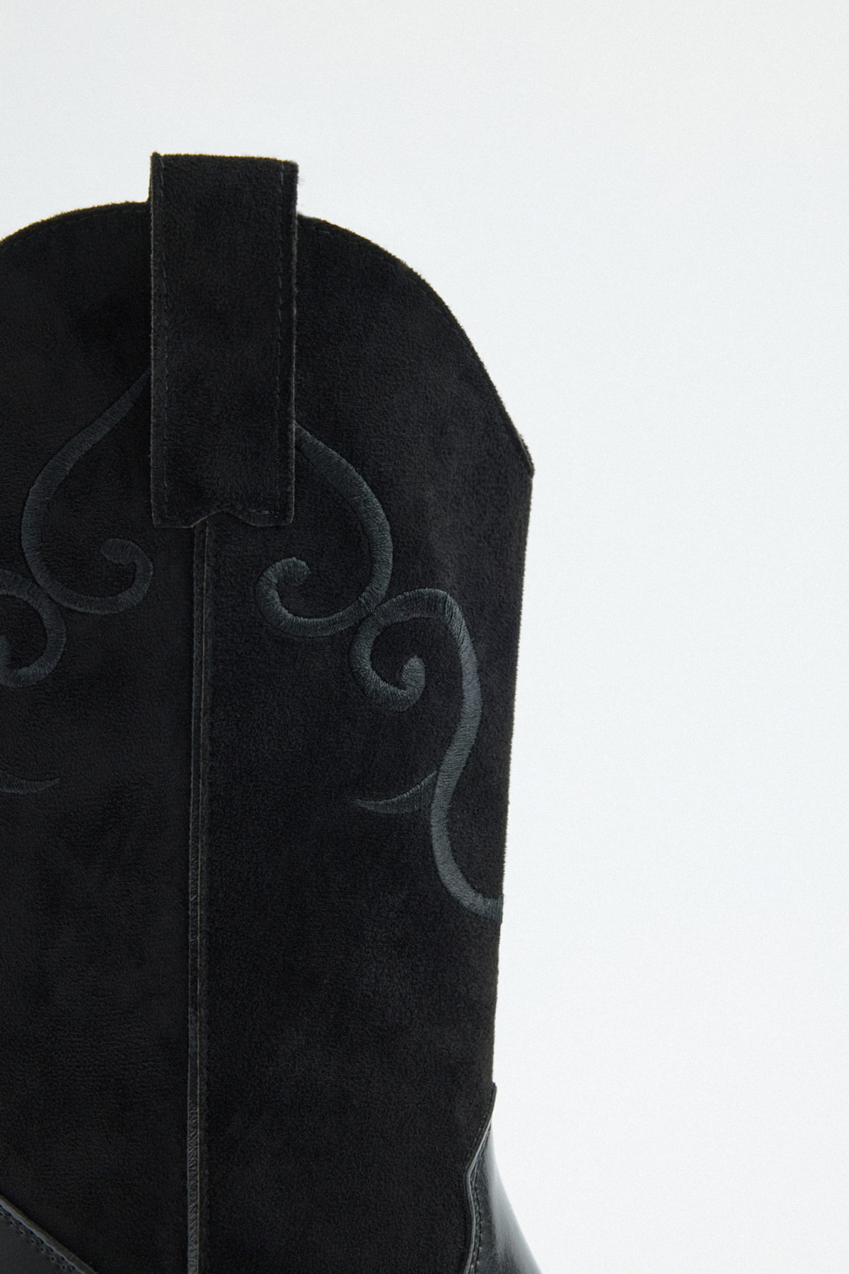 İşlemeli Süet Kovboy Siyah Kadın Çizme