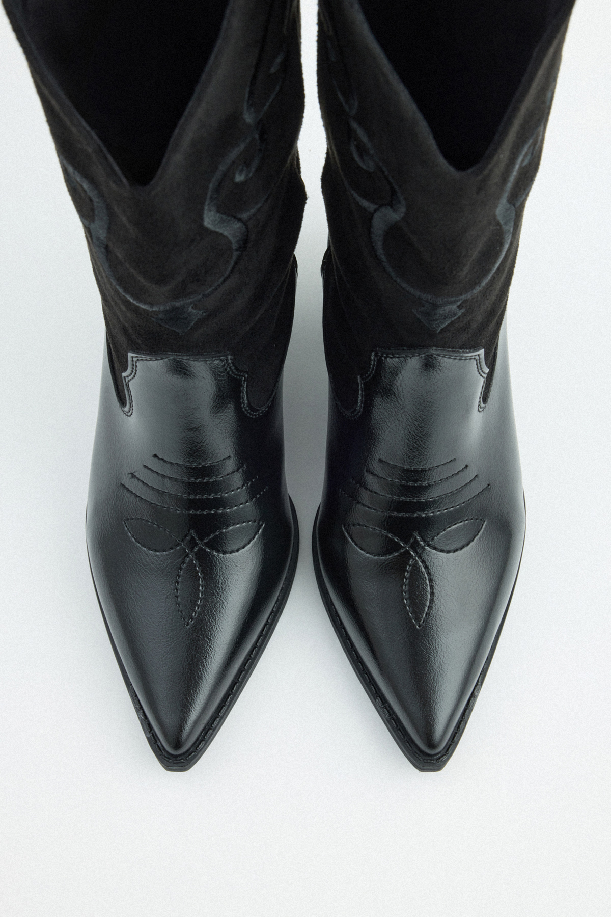 İşlemeli Süet Kovboy Siyah Kadın Çizme