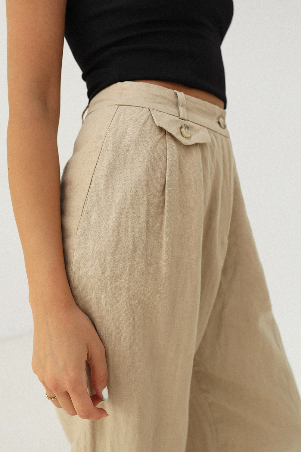 Keten Düğme Detaylı Salaş Bej Kadın Pantolon
