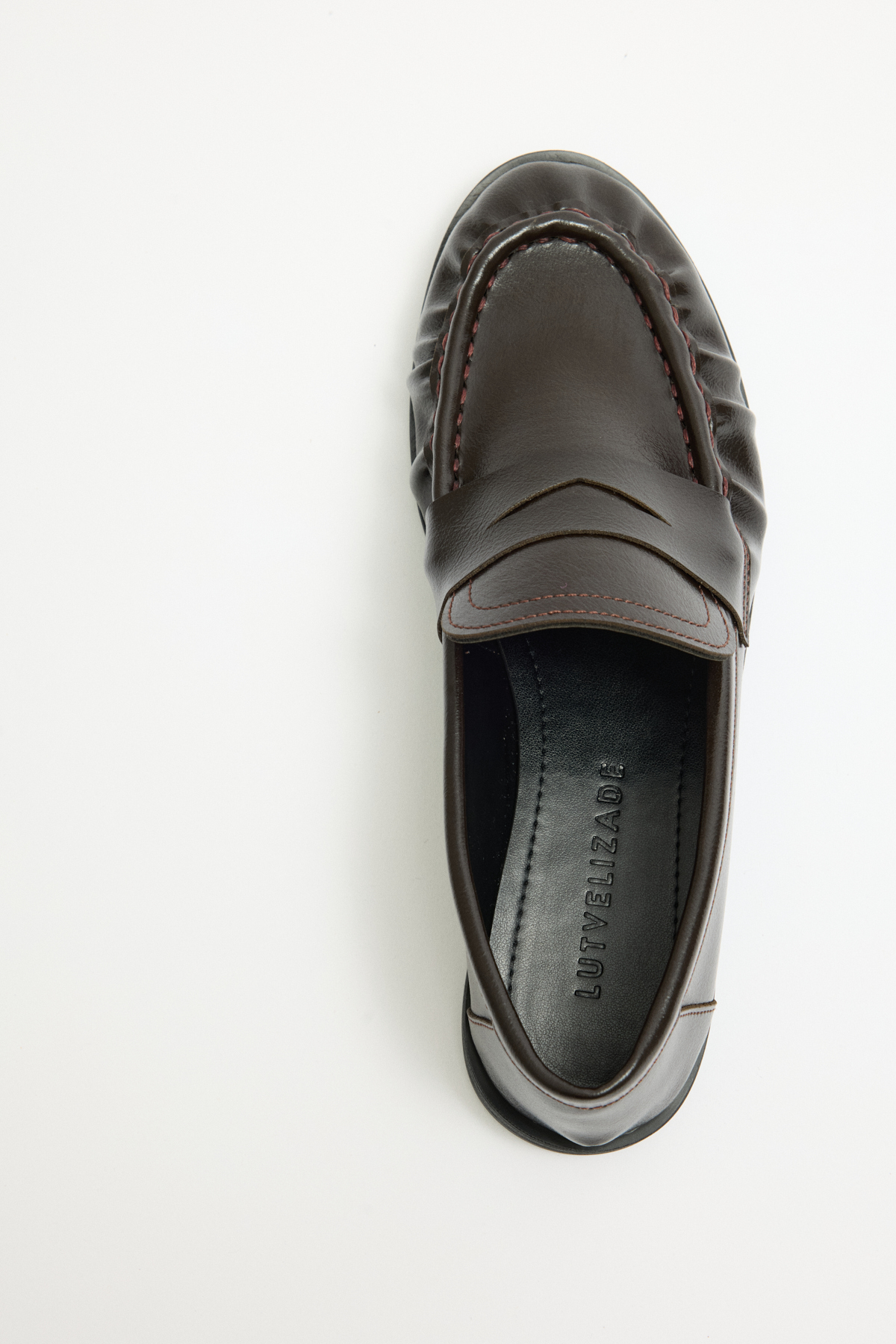 Klasik Deri Görünümlü Oval Burun Acı Kahve Kadın Loafer