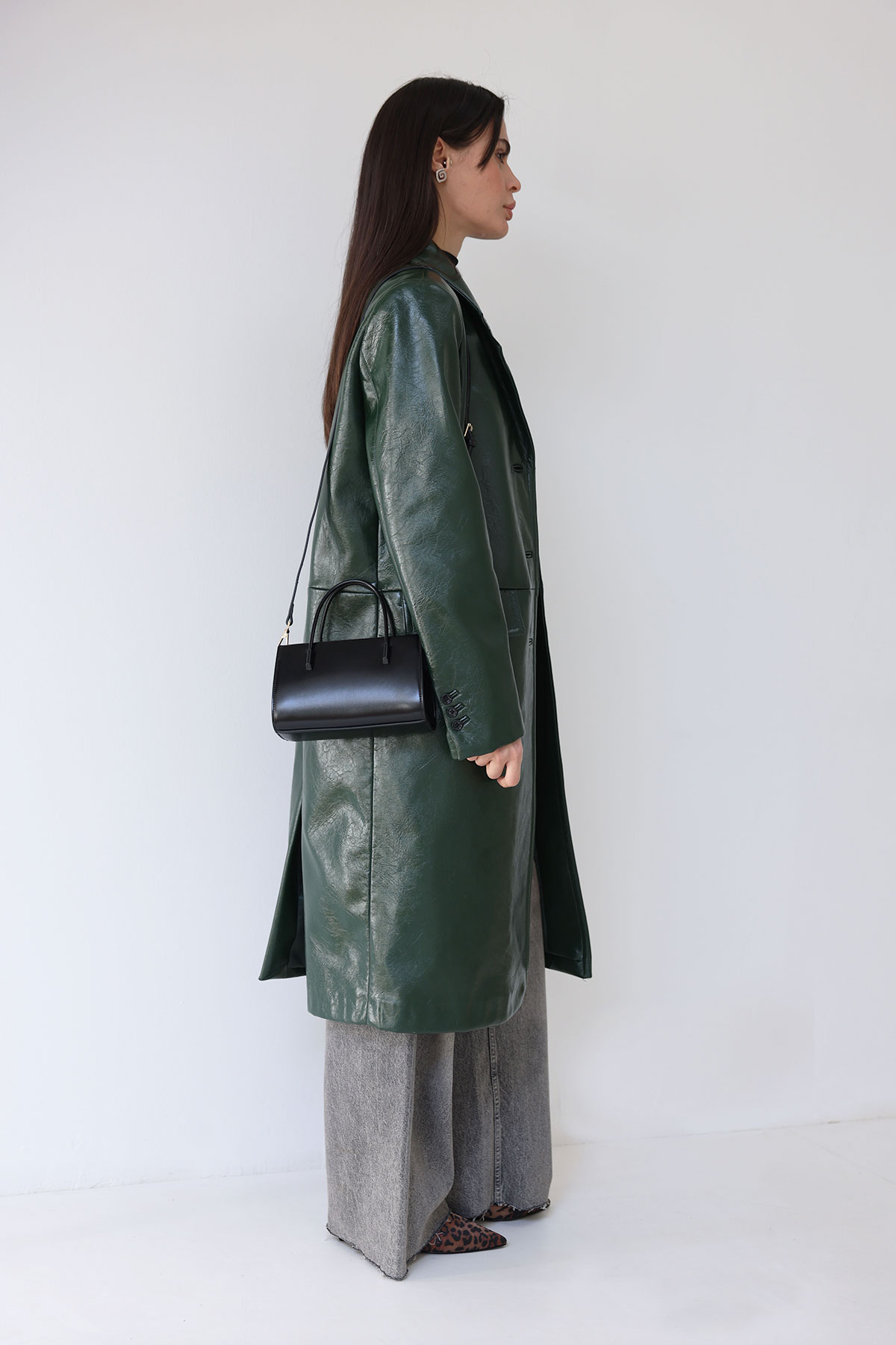 Klasik Kesim Siyah Kadın Çanta