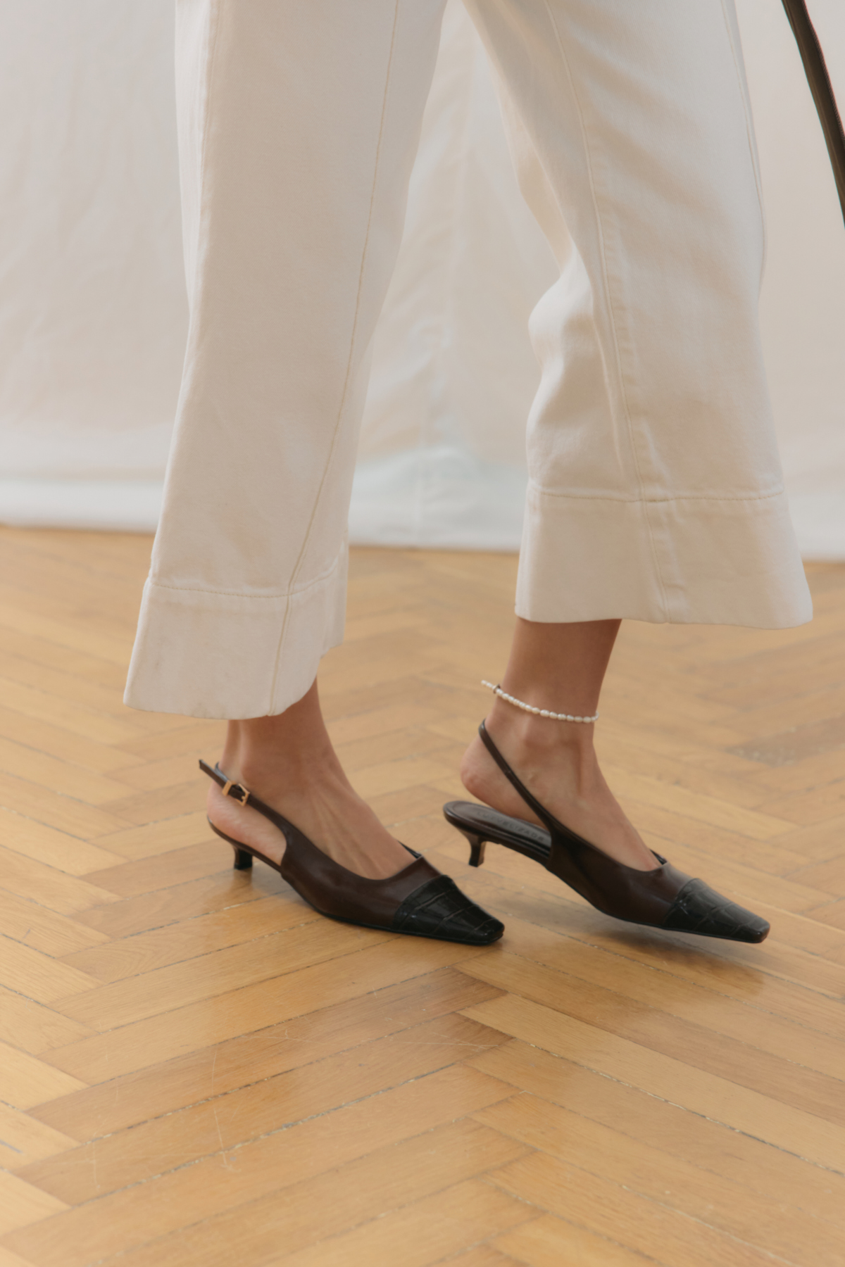 Küt Burun Deri Görünümlü Acı Kahve Kadın Topuklu