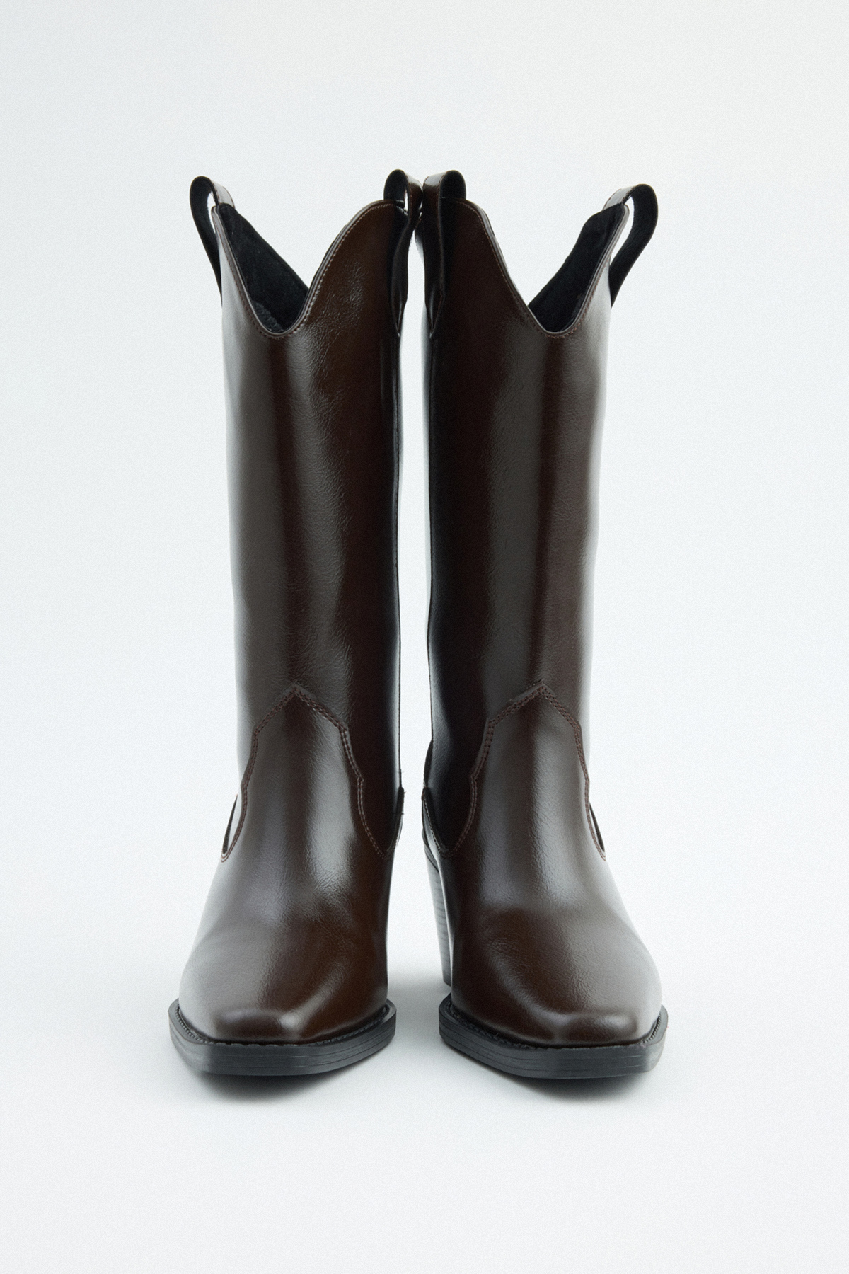 Küt Burun Kalın Topuklu Acı Kahve Kadın Çizme