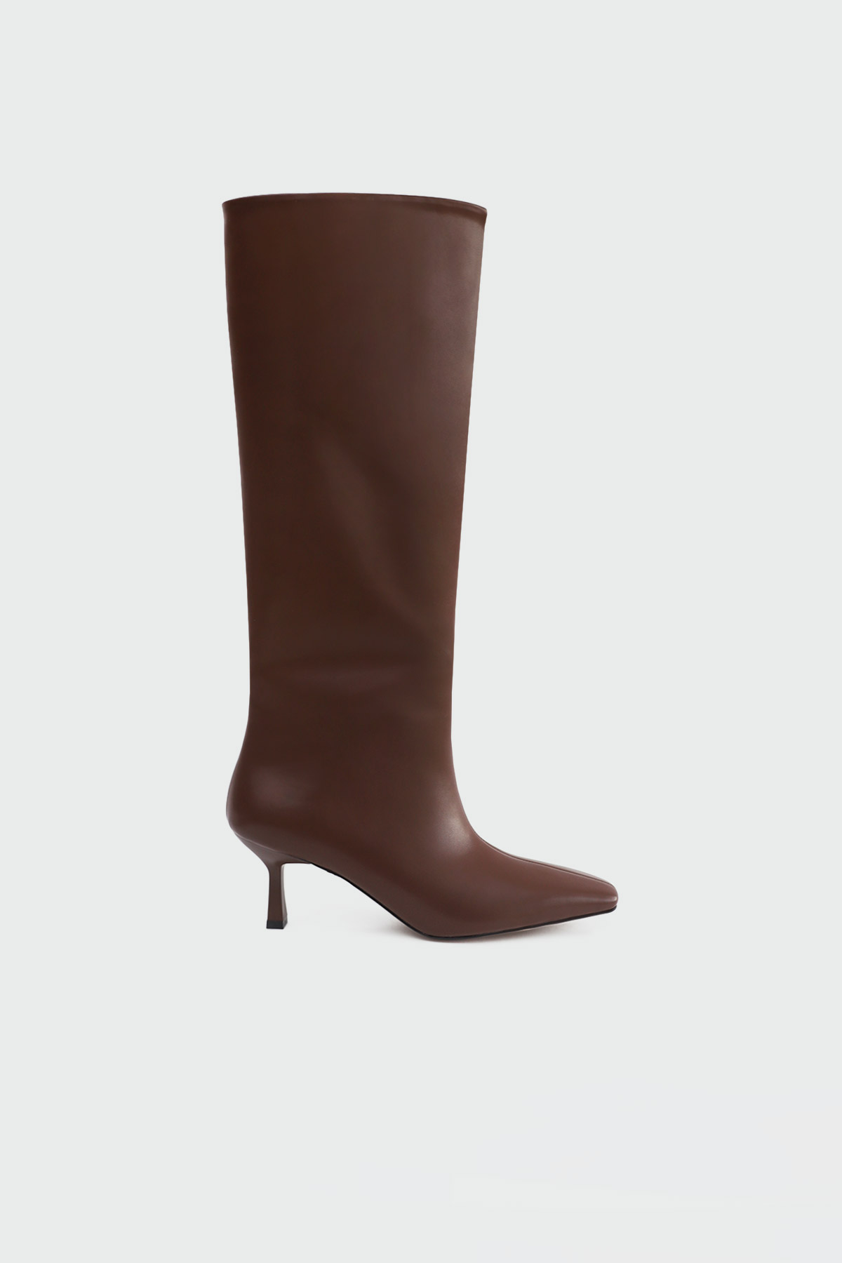 Küt Burunlu Uzun Kahve Kadın Çizme