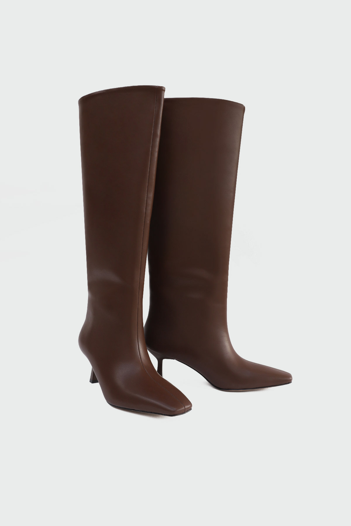 Küt Burunlu Uzun Kahve Kadın Çizme