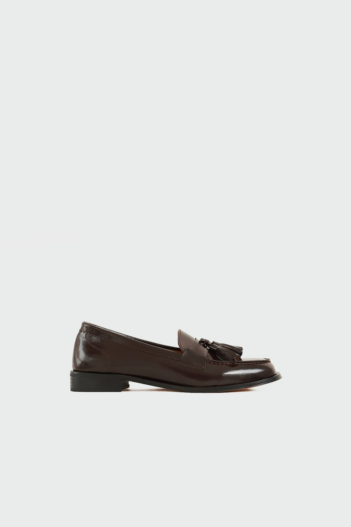 Püskül Detaylı Loafer Acı Kahve Kadın Babet