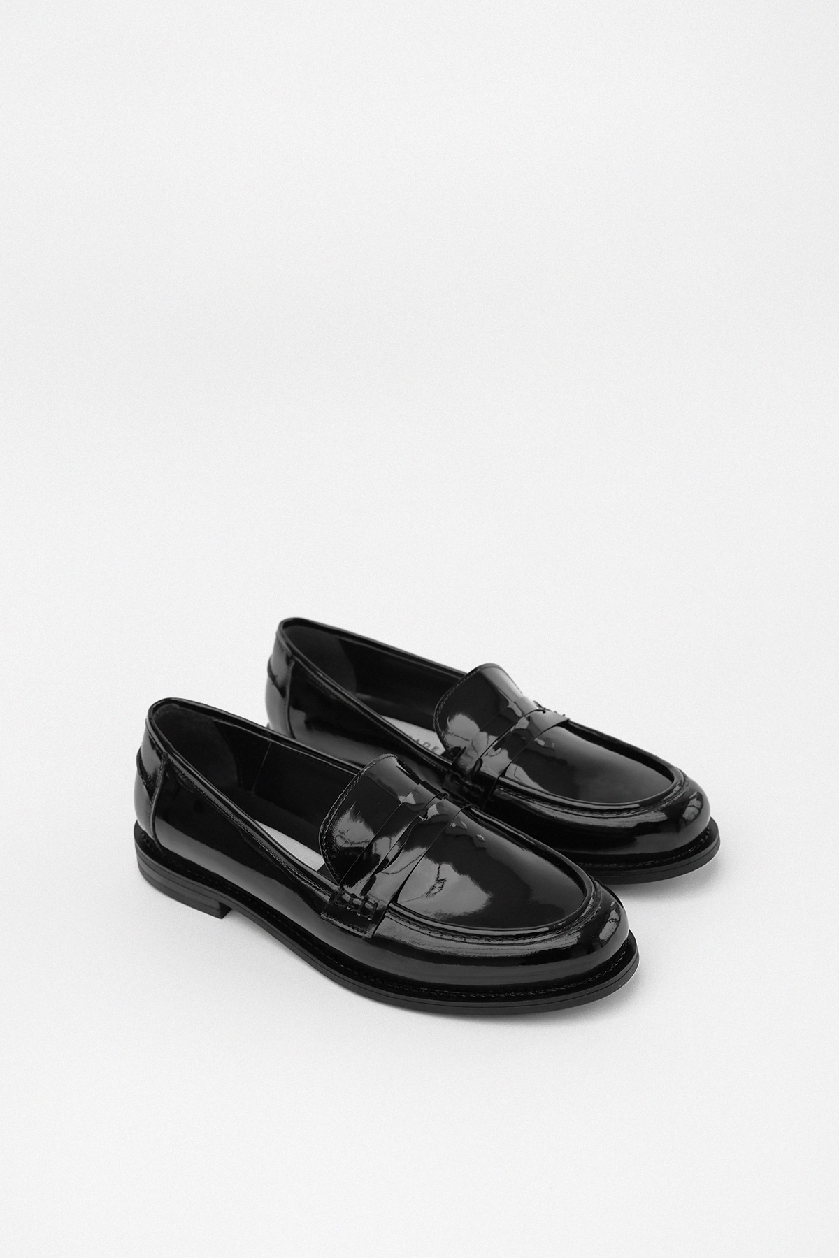 Klasik Loafer Siyah Rugan Kadın Babet