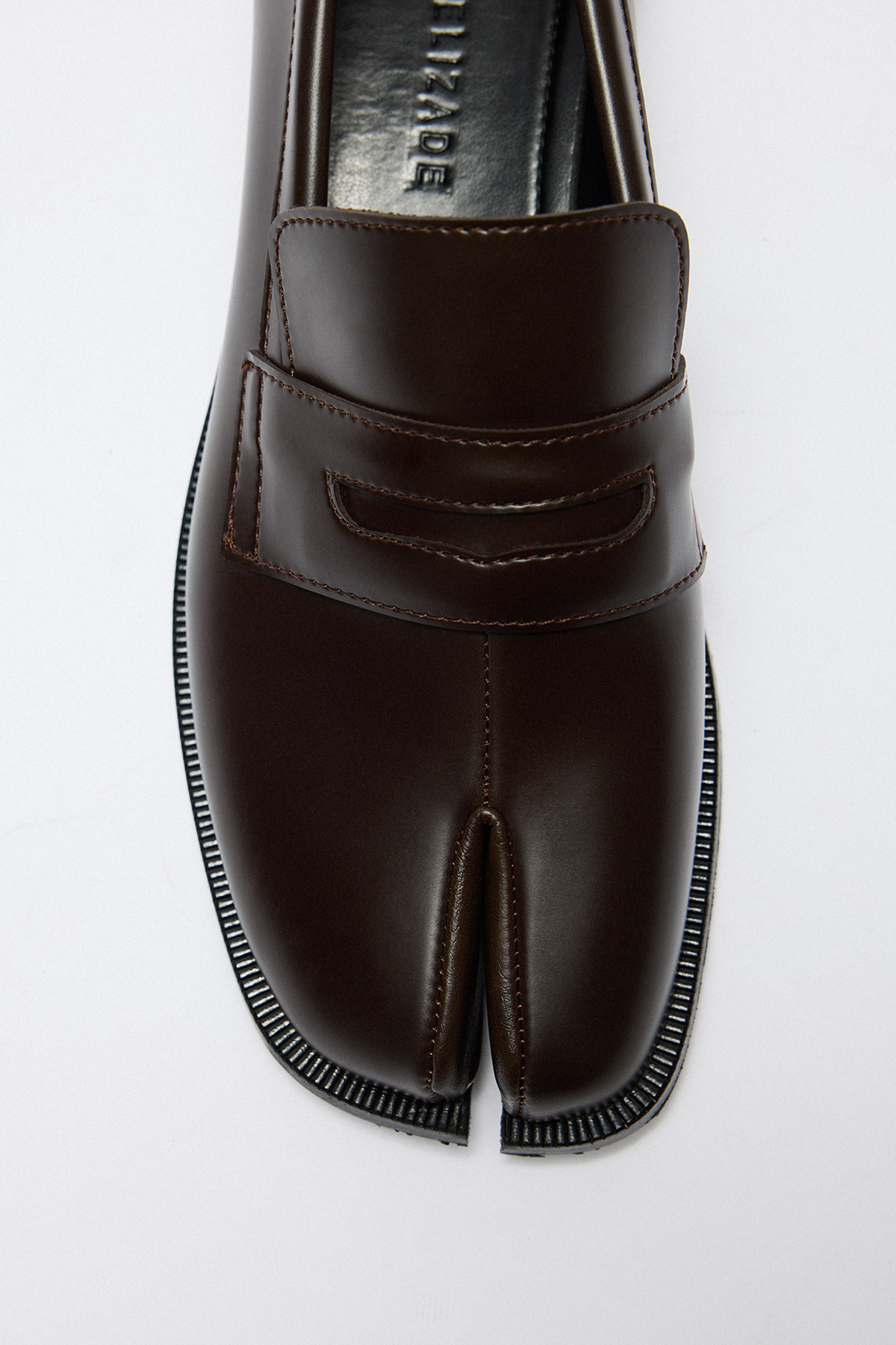 Parmak Arası Klasik Loafer Acı Kahve Kadın Split-Toe