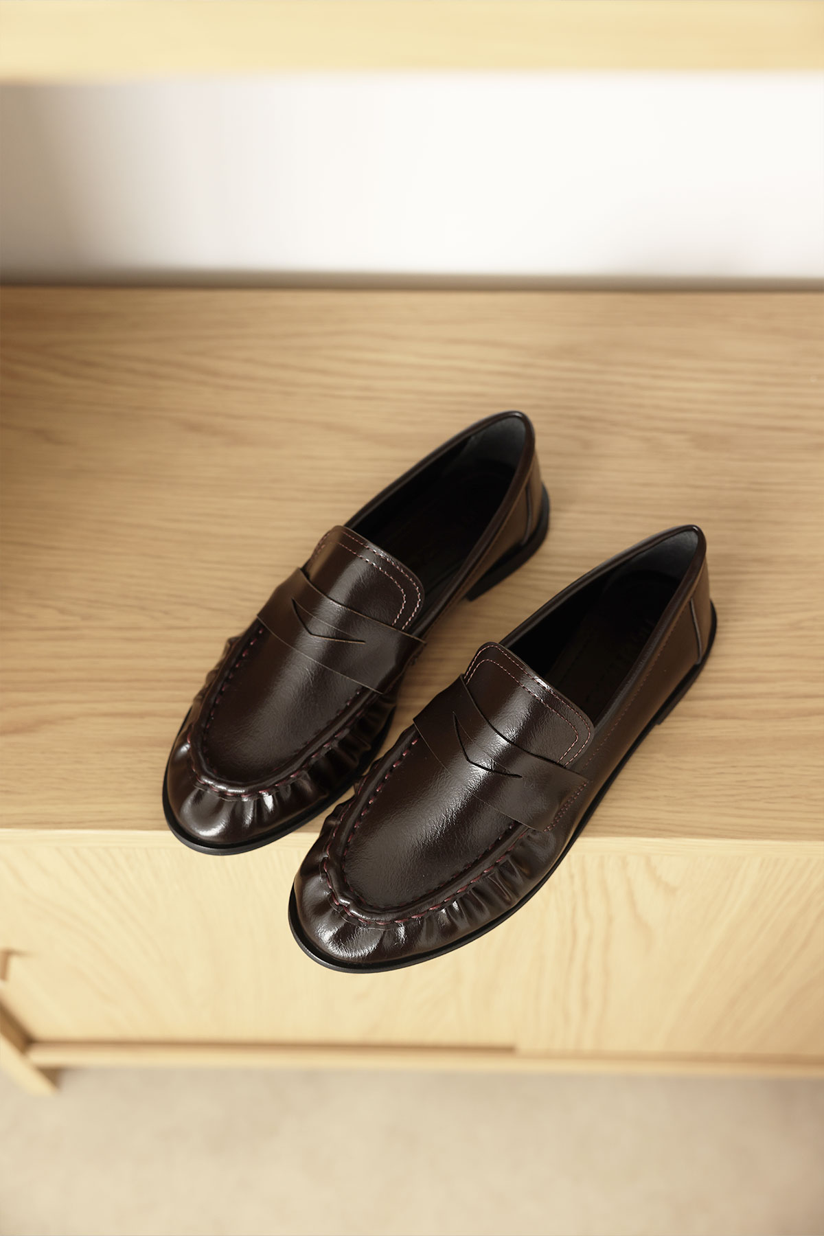 Klasik Deri Görünümlü Oval Burun Acı Kahve Kadın Loafer