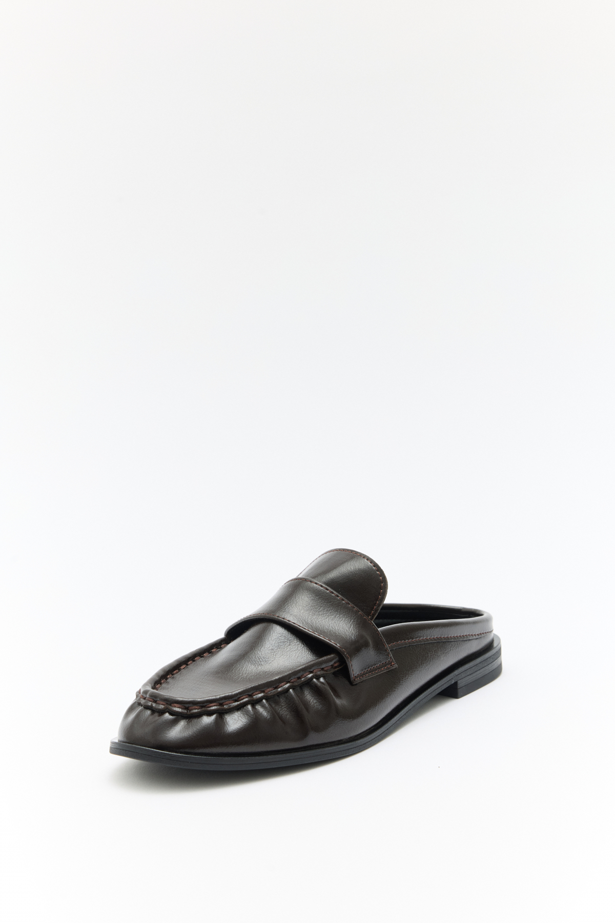 Arkası Açık Büzgülü Acı Kahve Kadın Loafer