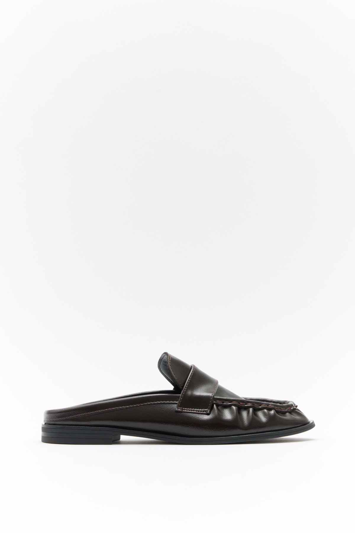 Arkası Açık Büzgülü Acı Kahve Kadın Loafer