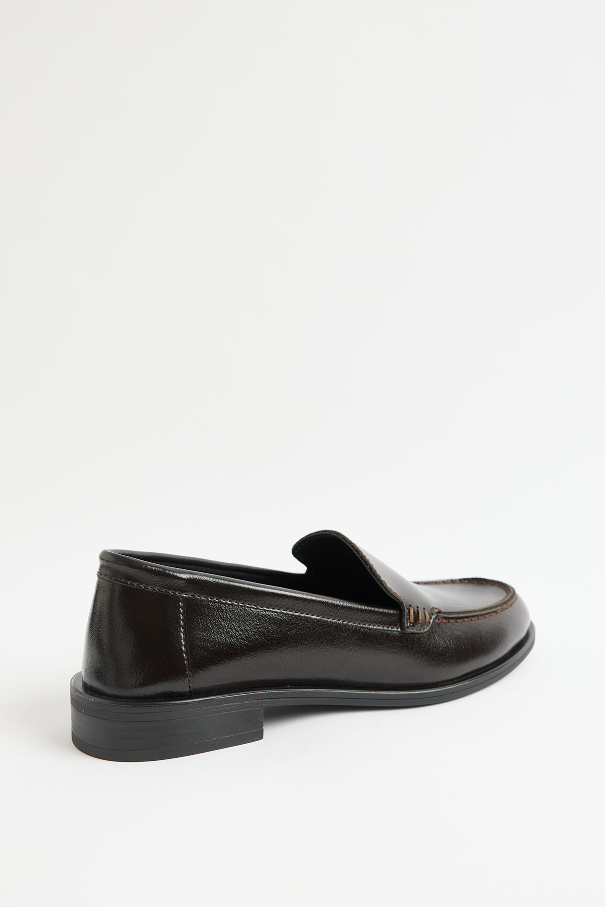 Klasik Deri Görünümlü Acı Kahve Kadın Loafer