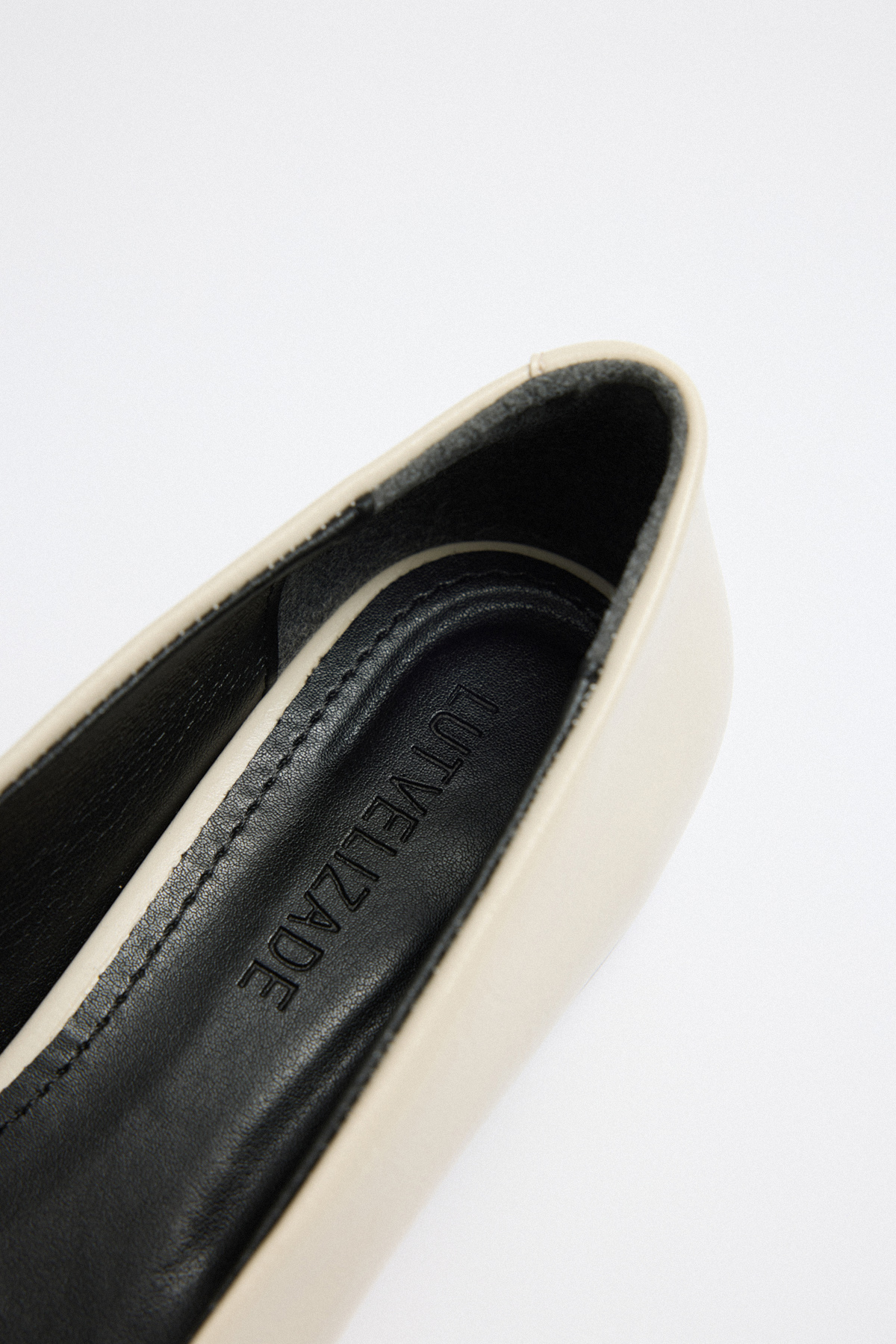 Mini Topuklu Kemik Kadın Babet