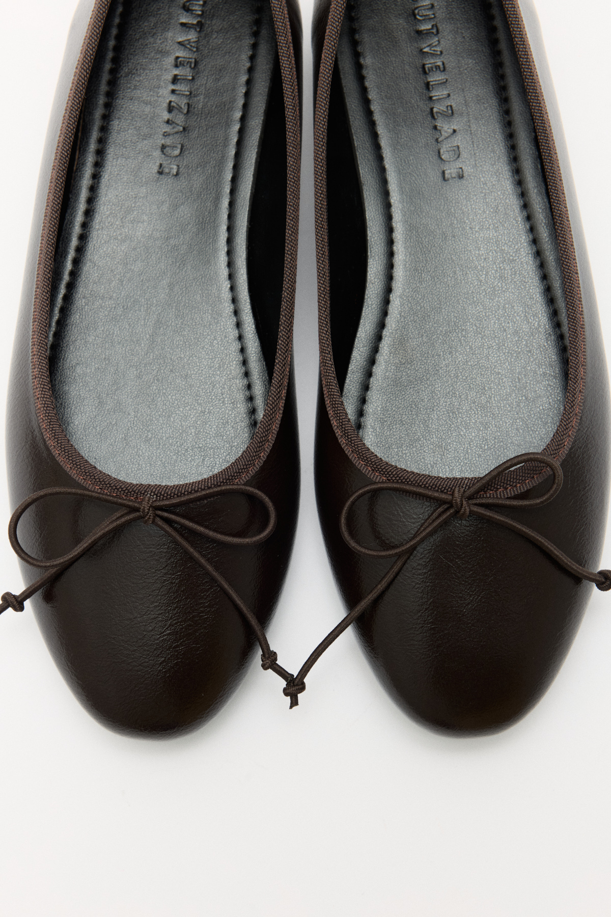 Minimal Kurdele Detaylı Acı Kahve Kadın Babet